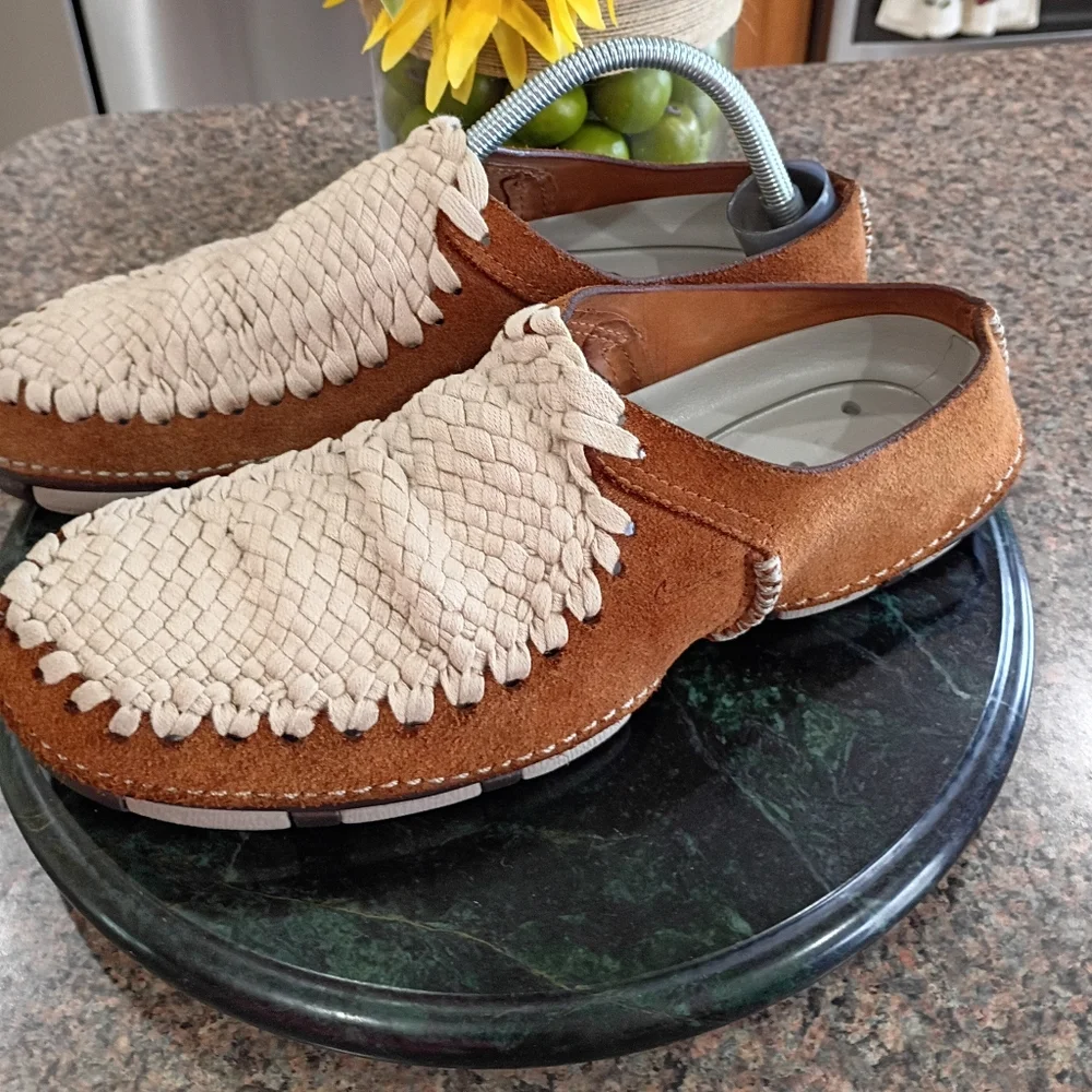 Nike Considered Mule Size 9